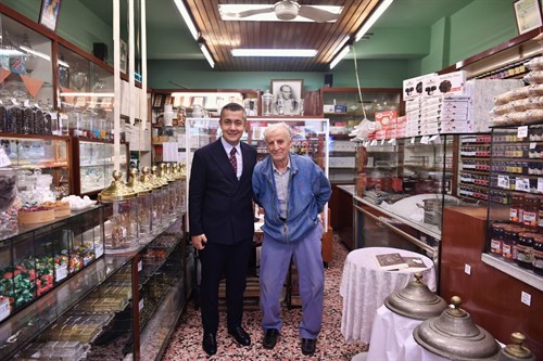 Beyoğlu’nun 98 yıllık Şekerlemecisi: Üç Yıldız