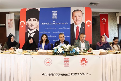 Kaymakamımız Atasoy, Anneler Günü'nde Şehit ve Gazi Anneleri ile Buluştu.
